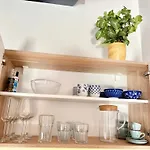 Little Park House With Car Charger Apartman *