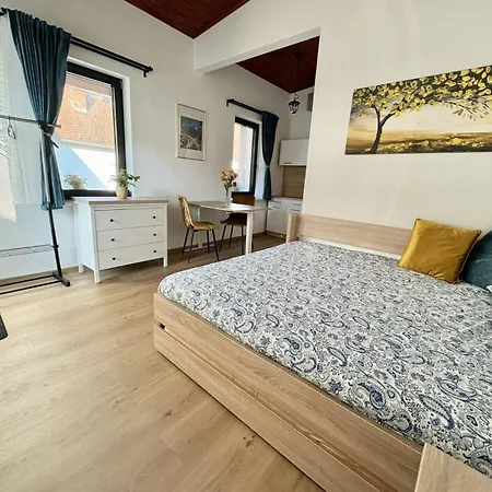 Apartmán Little Park House With Car Charger Stupava