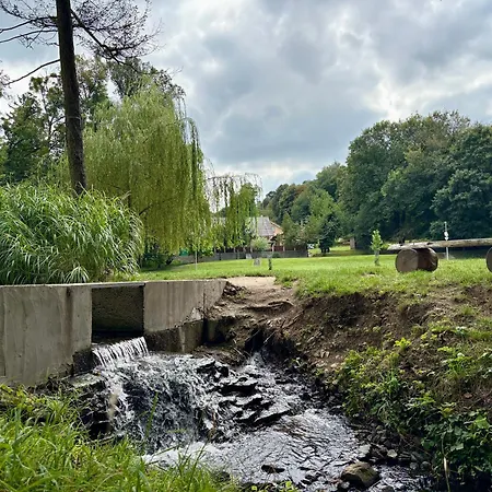 Little Park House With Car Charger *