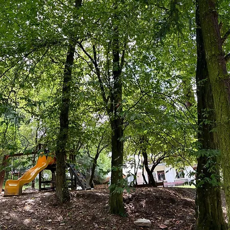 Apartmán Little Park House With Car Charger *